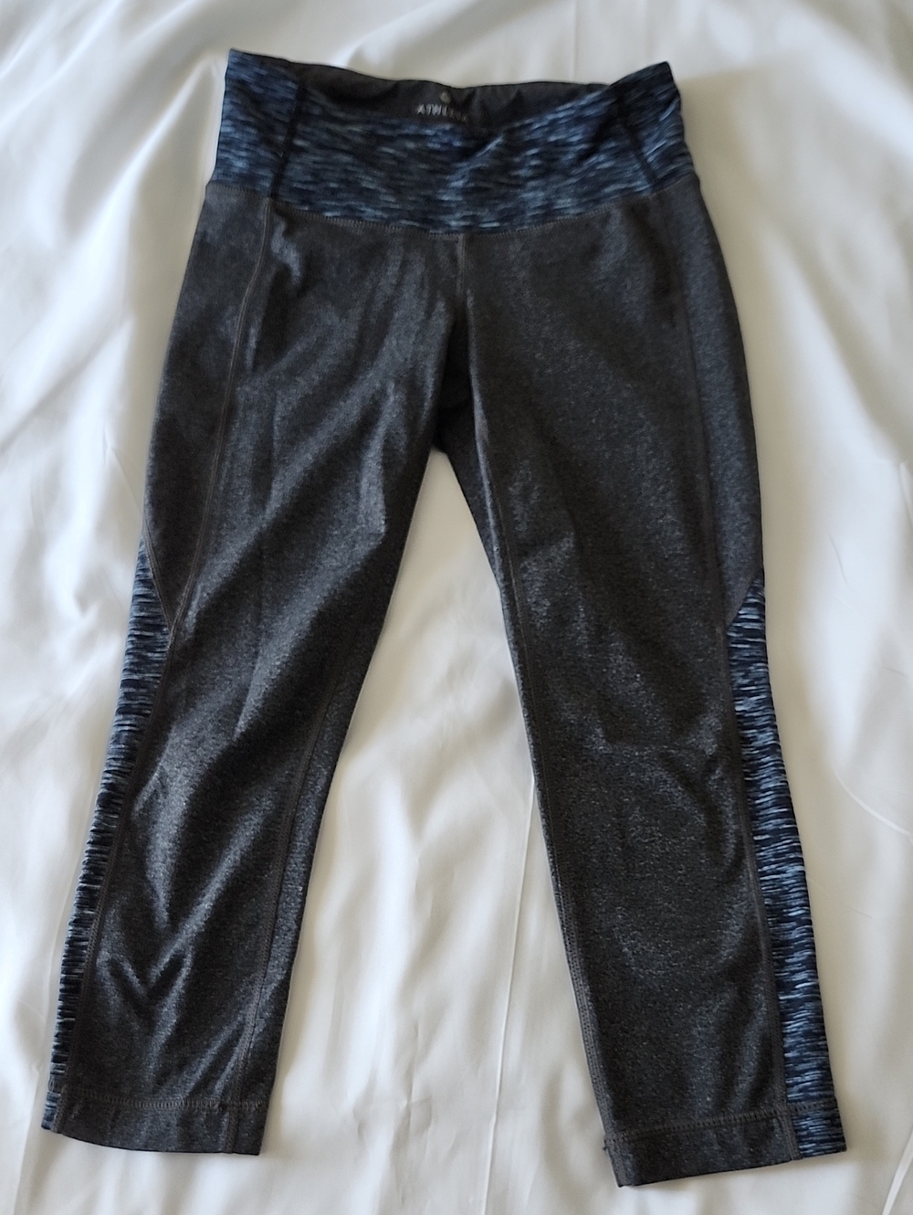 Athleta Capri Leggings In Heather Charcoal And Blue At Waist & Leg Side Panels